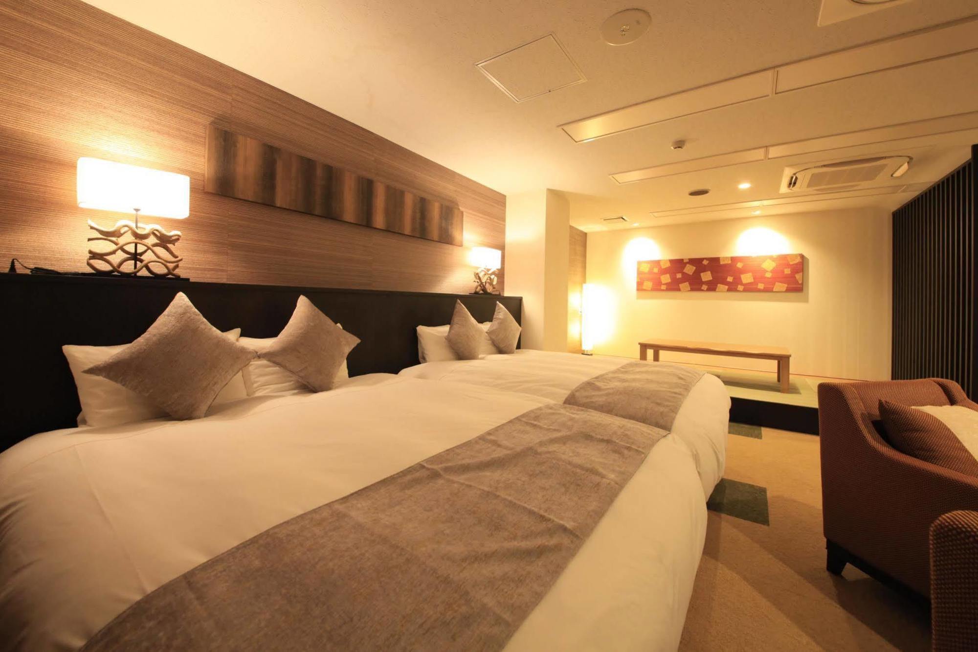 Centurion Hotel Villa Suite Fukui Ekimae Экстерьер фото